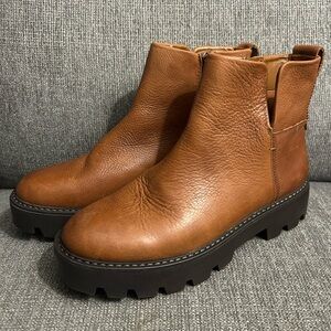 Franco Sarto Brown Leather Ankle Boots with zipper closure Women’s size 6.5